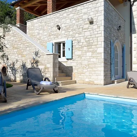 Miramar Villa
