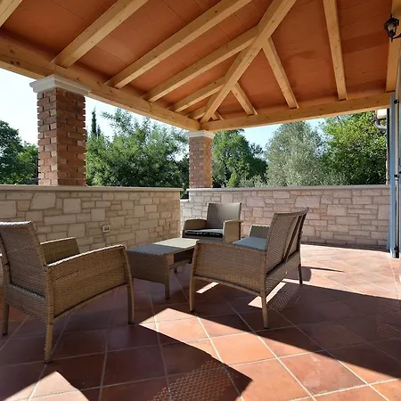 Villa Miramar *