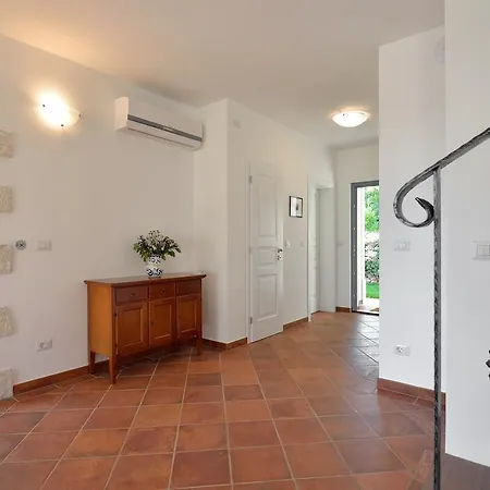 Miramar Villa