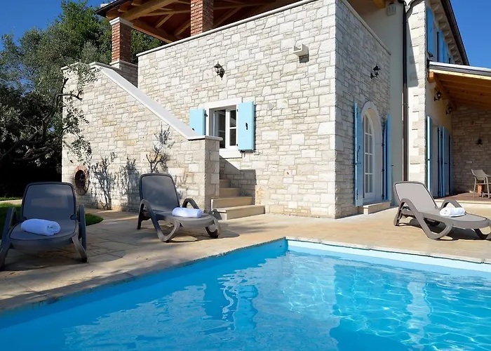 Miramar Villa