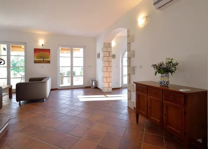 Villa Miramar *