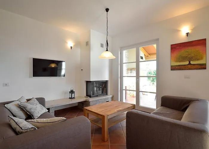 Miramar Villa