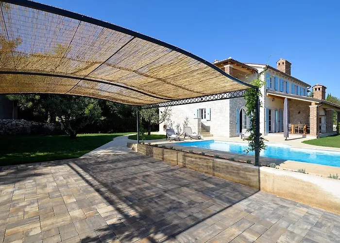 Villa Miramar *